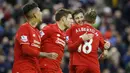 Para pemain Liverpool merayakan gol yang dicetak oleh Adam Lallana, ke gawang Sunderland. Pada babak kedua, The Reds sempat unggul 2-0 hingga menit ke-82. (Reuters/Carl Recine)