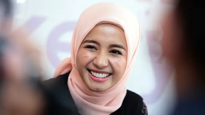 [Bintang] Laudya Cynthia Bella