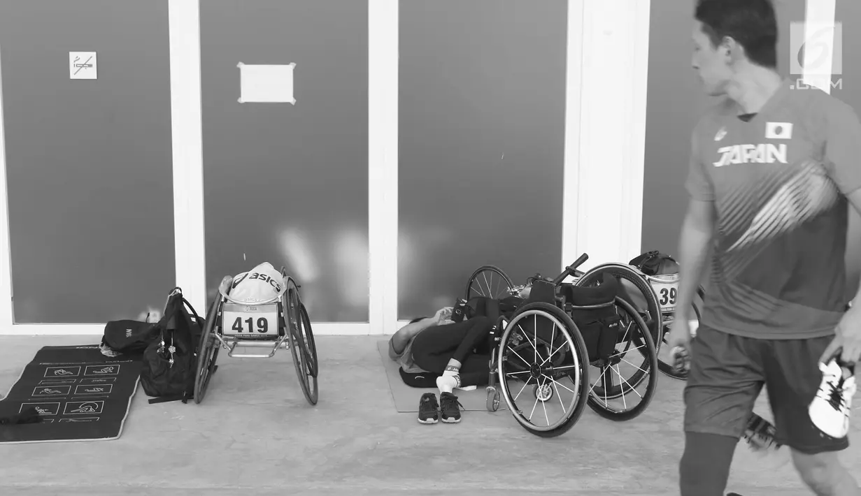 Dia ajang ini, mereka berjuang menembus batasan. Meningkatkan solidaritas. Dan berlaga sebagaimana layaknya atlet pada umunya. Bahkan beberapa dari mereka mampu bertanding bahkan menorehkan prestasi yang cukup membuat kita terkagum dan bangga.