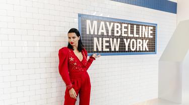 Debut Maybelline House di New York Fashion Week