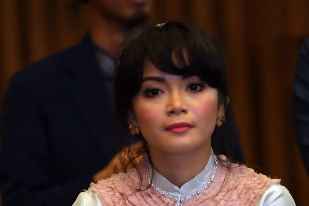 [Bintang] Sheza Idris