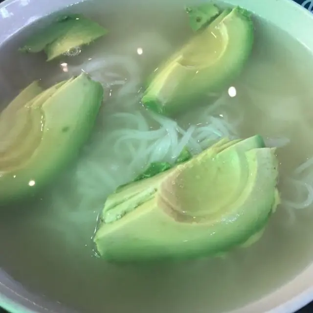 6 Menu Kombinasi Makanan Campur Buah Ini Nyeleneh Banget