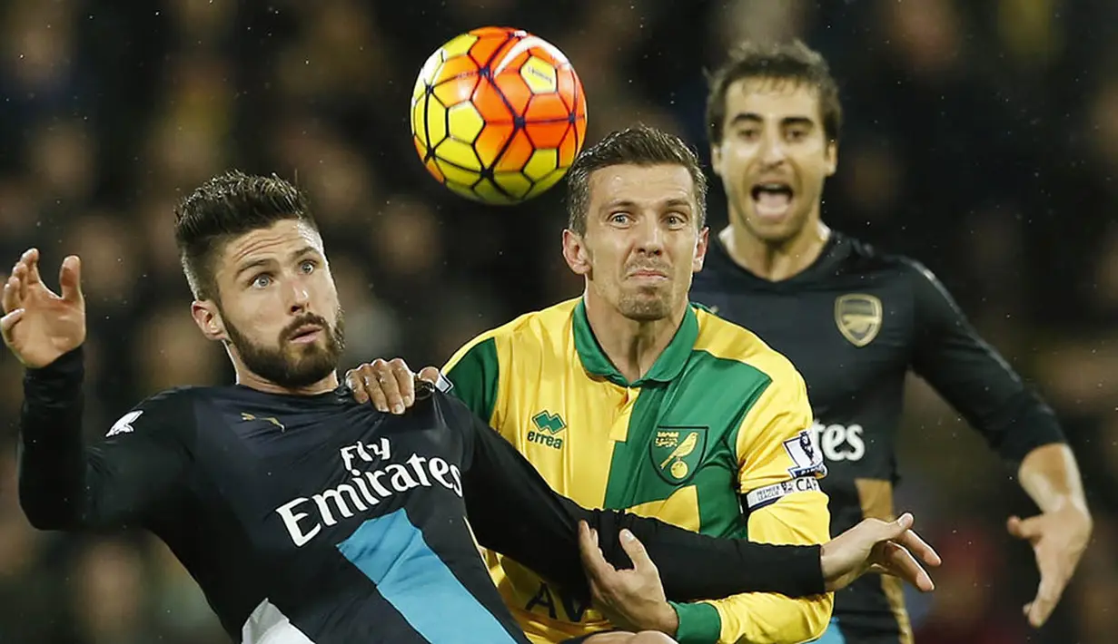 Arsenal hanya mampu mempu bermain imbang 1-1 saat bertandang ke markas Norwich, The Gunners kini memduduki posisi empat. (Reuters/John Sibley)