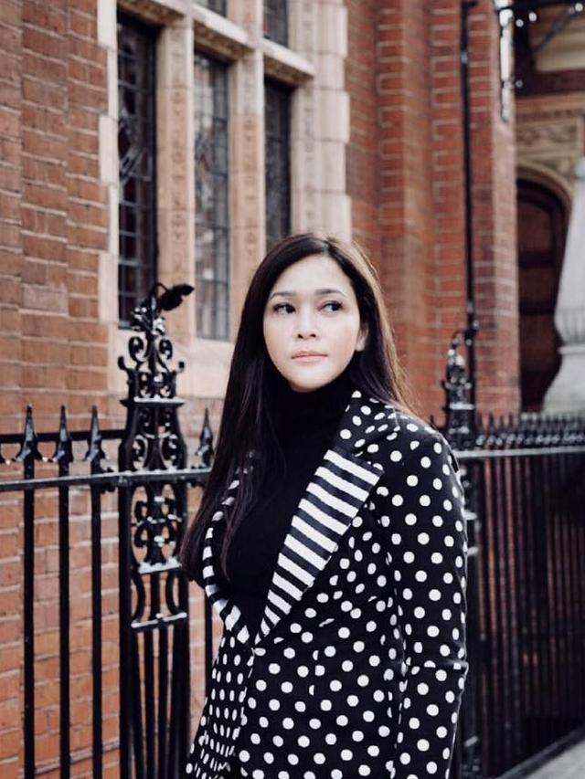 Maia Estianty dan Mulan Jameela Pamer Foto Jadul, Siapa ...