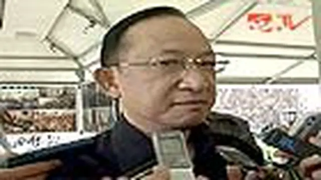 Hendarman Tantang Yusril ke Pengadilan
