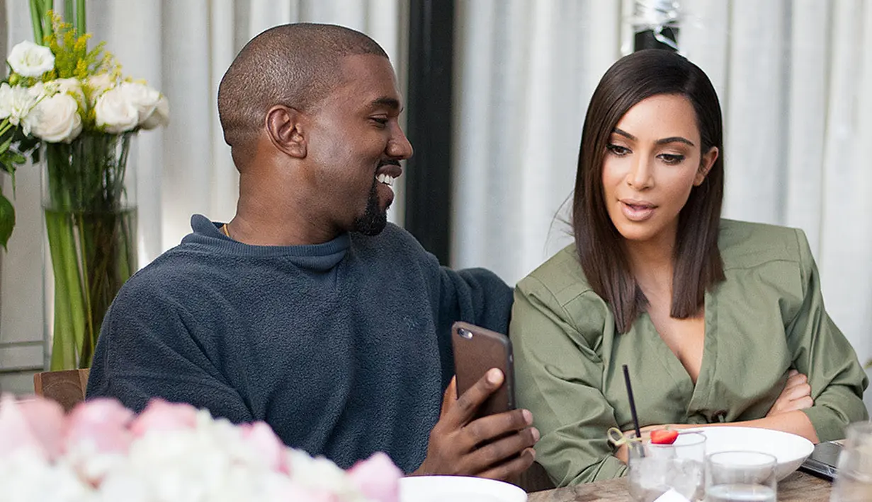 Kim mengaku saat ia pergi ke New York untuk syuting, ia benar-benar menyadari jika dirinya melakukan kesalahan yang besar dengan menikahi Kris. (REX-Shutterstock/HollywoodLife)