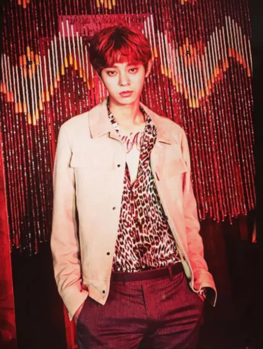 Jung merasa tak nyaman harus menghibur penggemar di tengah permasalahannya yang sedang hangat di publik, untuk itu ia mengajukan diri untuk cuti dari variety show KBS. (Instagram/sun4finger)