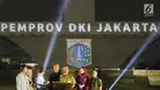 Gubernur DKI Jakarta Anies Baswedan meresmikan pemutaran video mapping di Tugu Monas, Jakarta, Senin (13/8). Video mapping tersebut diputar dalam rangka memeriahkan Asian Games 2018 dan HUT Kemerdekaan RI (Liputan6.com/Immanuel Antonius)