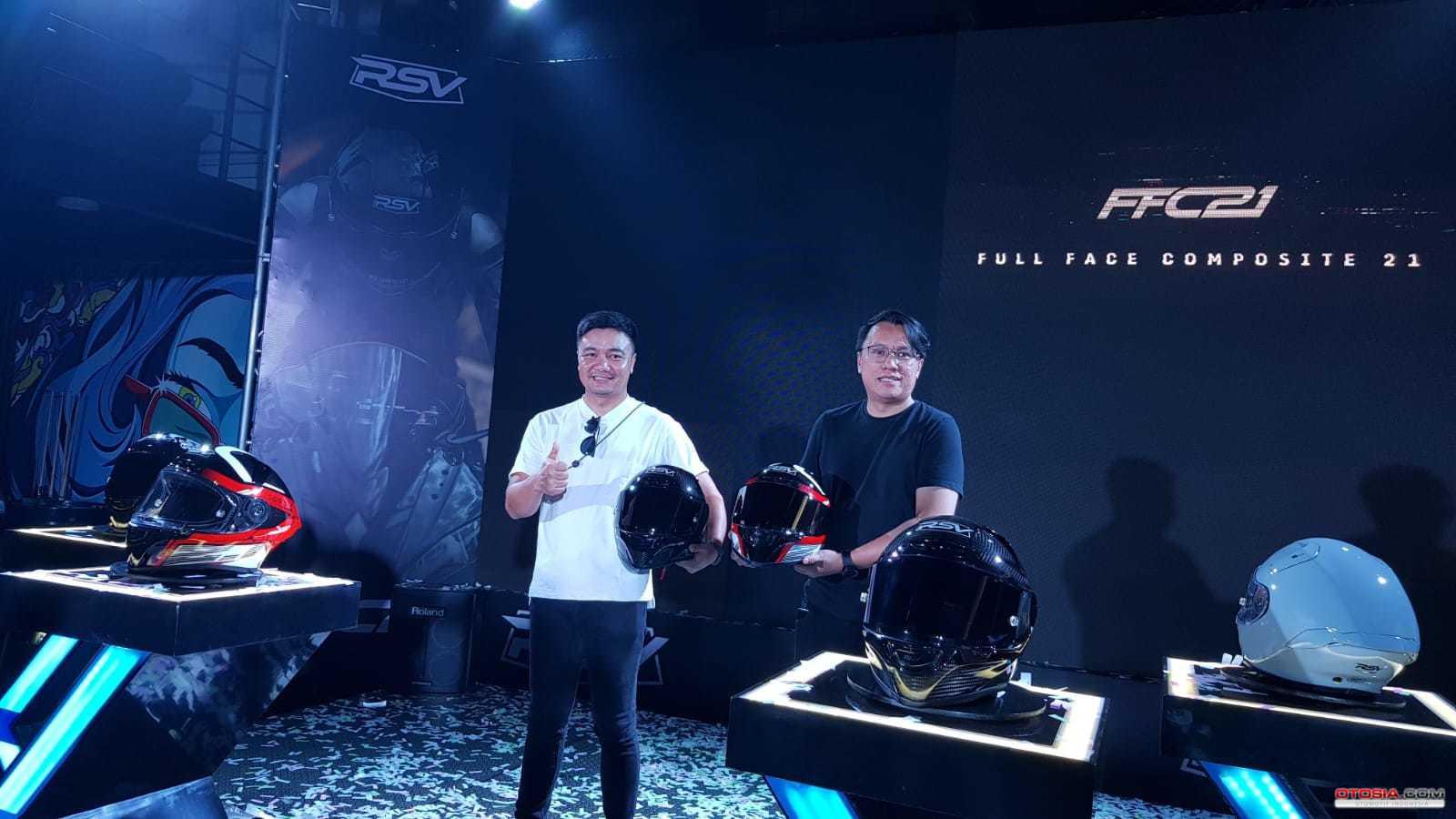 Peluncuran Helm RSV Carbon Composite dan Fiber Composite (Otosia.com/Nazar Ray)