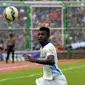 Bek tangguh Persib Bandung Rudolof Yanto Basna (Liputan6.com/Helmi Fithriansyah)