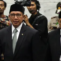 Menteri Agama Lukman Hakim Saifuddin memimpin jalannya Sidang Isbat di Kementerian Agama, Jakarta, Jumat (26/5). (Liputan6.com/JohanTallo)