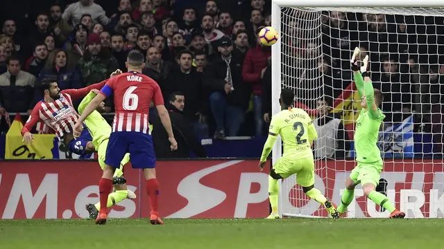 Atletico Madrid v Barcelona