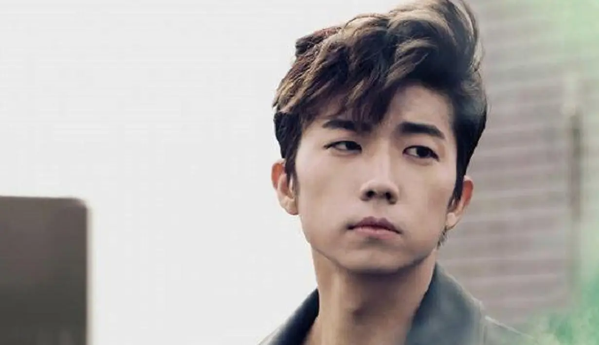 "Depresi yang dialami Jonghyun seperti yang aku alami. Saat itu, aku bertekad untuk mengatasinya dengan cara apapun. Dan yang kupikirkan adalah 2PM," lanjutnya. (Foto: allkpop.com)