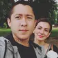 Wanda Hamidah dan suami, Daniel Patrick Hadi Schuldt tengah berlibur di Australia. (Instagram)