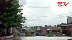 Ratusan rumah di Kelurahan Wetae, Sidrap, Sulsel, terendam banjir. Akibat banjir warga terisolir dan kekurangan makanan serta air bersih. 