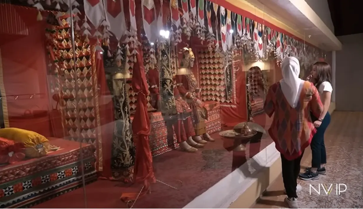 [Youtube/Nikita Willy Official]