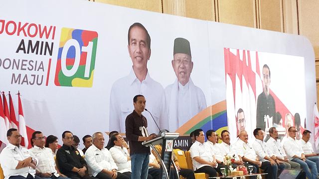 Jokowi Pastikan Ratusan Ribu Ton Karet Mentah Rakyat Dibeli Pemerintah