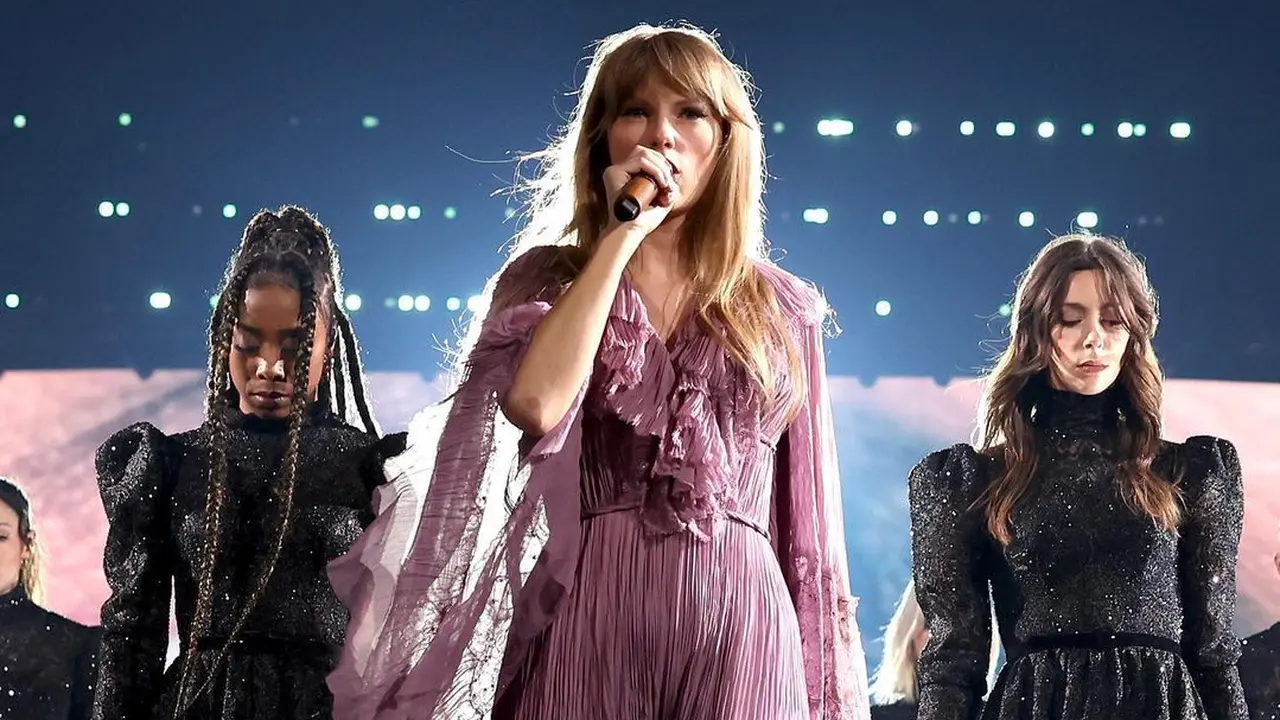 Parade Busana Taylor Swift di Konser Tur Era, Ini Kostum Terbaiknya!