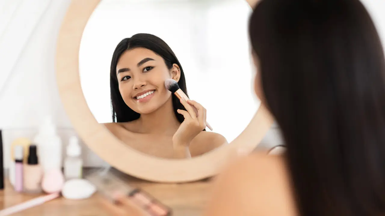 Ilustrasi makeup