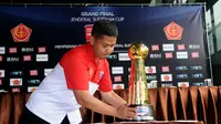Trofi Piala Jenderal Sudirman Berlapis Emas Murni