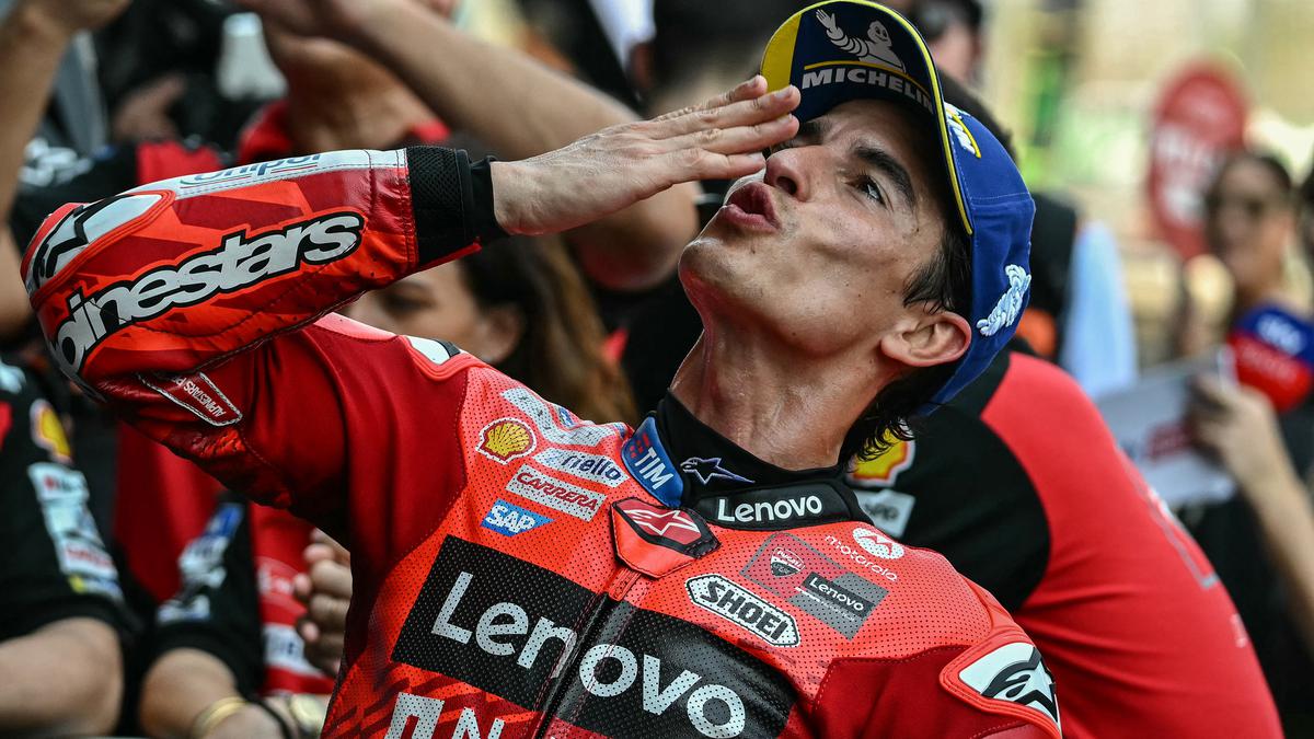 Akhiri Kutukan 18 Tahun di Sirkuit Buriram, Marc Marquez Berhasil Pecahkan Dua Rekor di MotoGP 2025