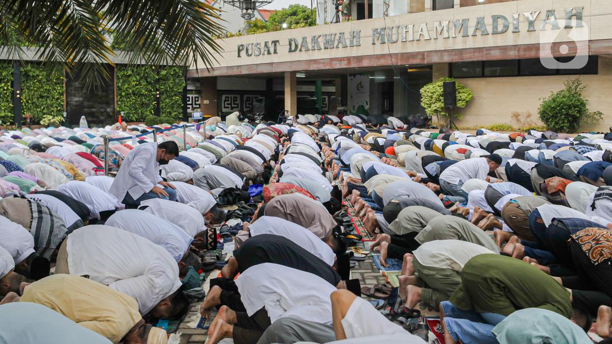 Naskah Khutbah Sholat Idul Fitri Muhammadiyah Merayakan Kemenangan