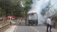 Kebakaran Bus di Sukabumi, Penumpang Cium Bau Bahan Bakar Sebelum Muncul Kepulan Asap