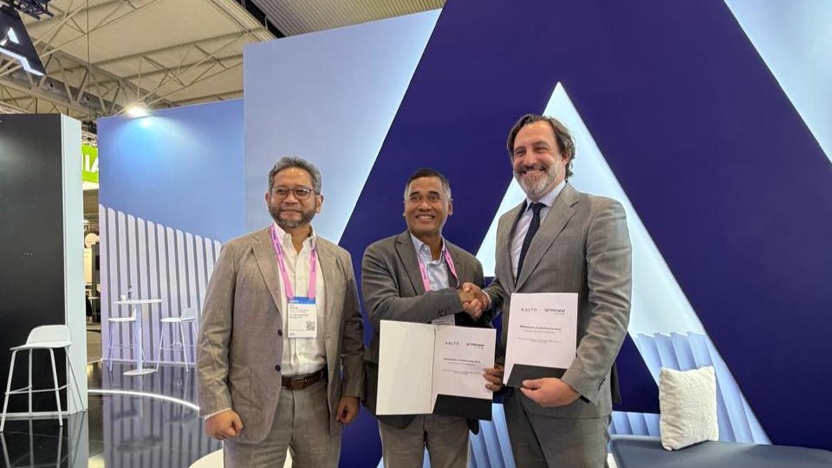 Telkomgroup melalui Mitratel Berkolaborasi dengan AALTO Eksplorasi Teknologi Stratospace di Indonesia