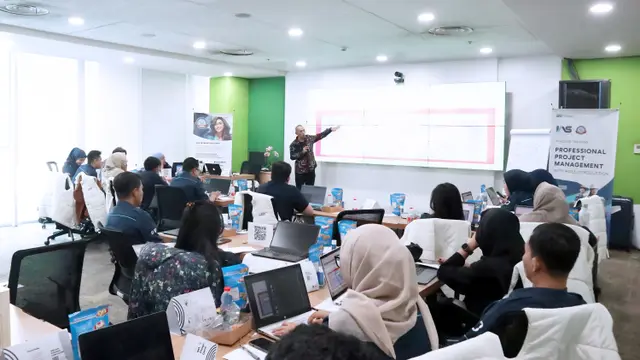 IAS Academy melakukan akselerasi transformasi SDM dunia jasa aviasi Indonesia (Aviation Services) dengan menyelenggarakan pelatihan 'Professional Project Management with Agile Introduction'.