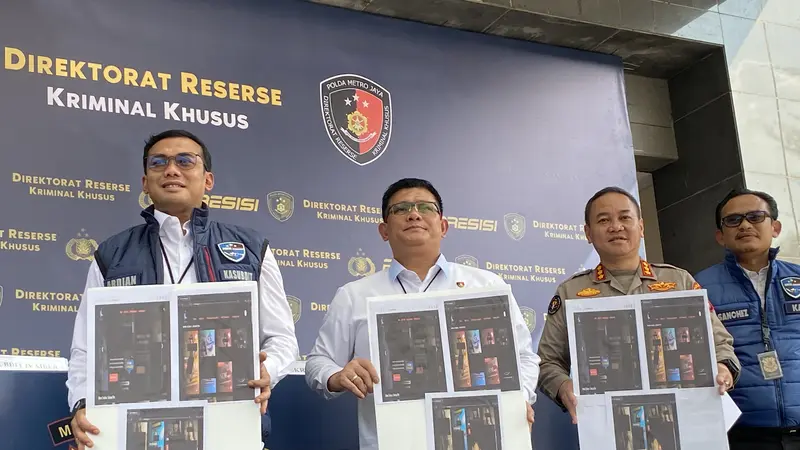 Aparat kepolisian masih terus melakukan penyelidikan kasus industri film porno di Jakarta Selatan (Jaksel).