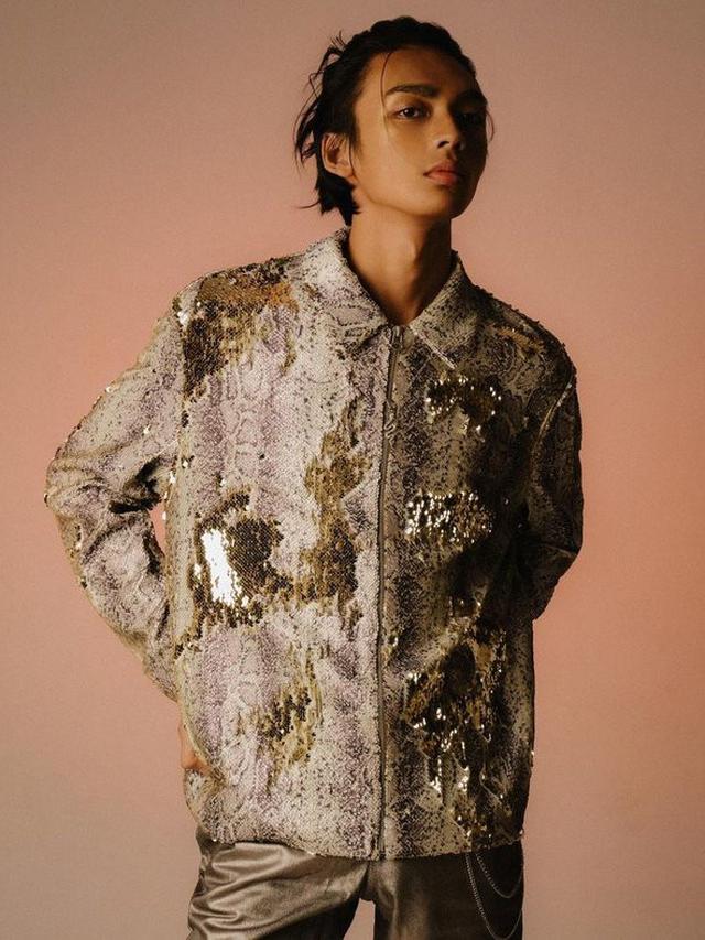 6 Potret Raihan Fahrizal, Pria Asal Indonesia Pertama yang Jadi Model Yves Saint Laurent