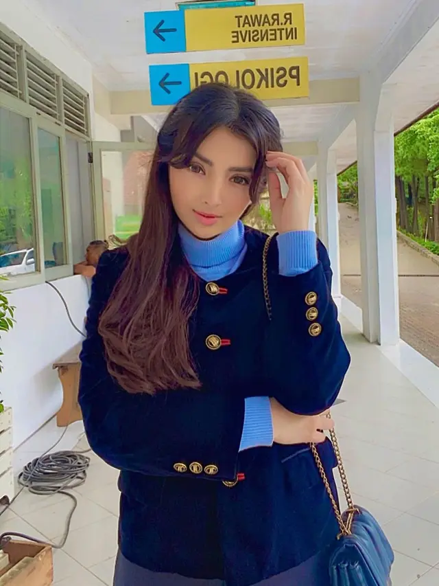 8 Potret Sarah Samantha, Sepupu Shireen Sungkar yang Dijodohkan dengan Verrell Bramasta