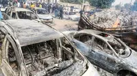 Mobil yang terbakar. (Liputan6/Facebook/Borno State Governor)