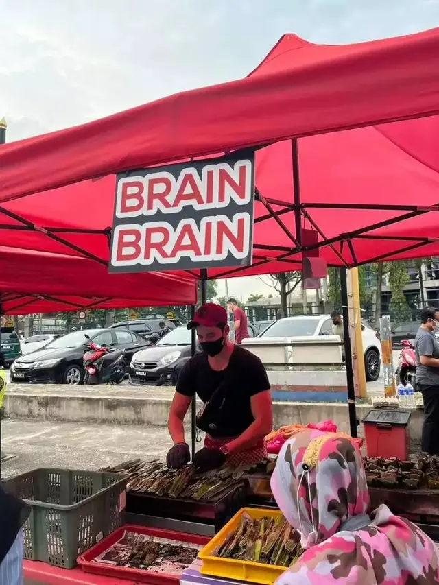 6 Spanduk Jualan Pakai Bahasa Inggris Ini Bikin Mikir, Nyeleneh