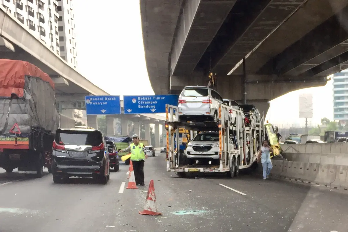 Kecelakaan Tol Jakarta-Cikampek