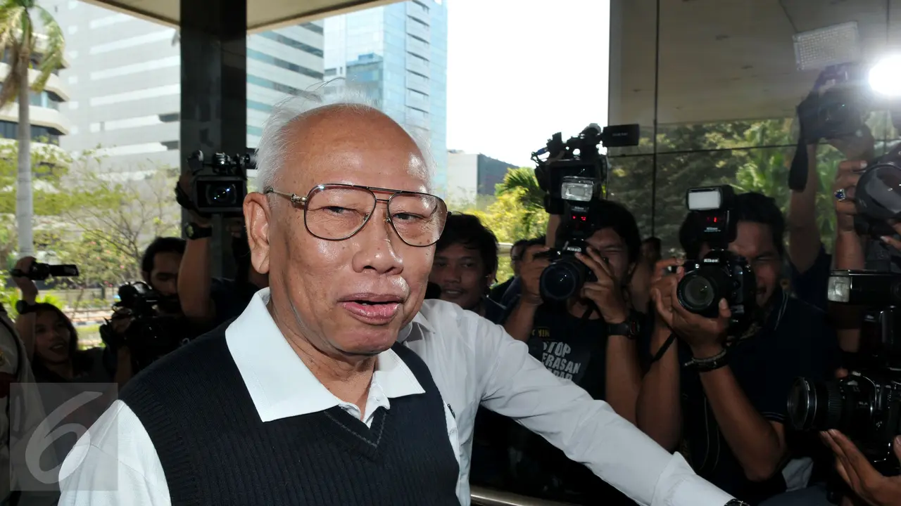 20151005-Bahas Rencana Strategis, KPK Undang Bagir Manan -Jakarta