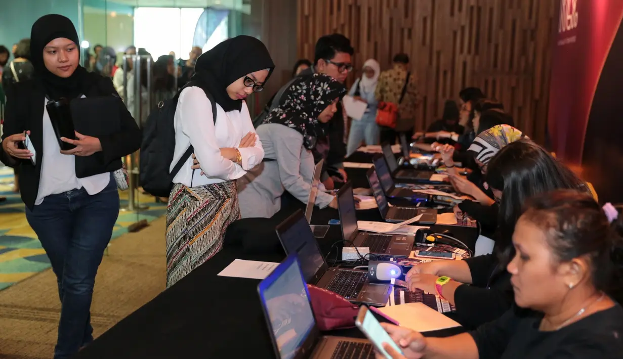 Media online yang memiliki platform terlengkap menaungi 12 media daring yaitu Liputan6.com, Kapanlagi.com, Brilio.net, Merdeka.com, Bintang.com, Dream.co.id, Bola.net, Bola.com, Vemale.com, Otosia.con, Fimela.com dan famous.Id. (Adrian Putra/Bintang.com)