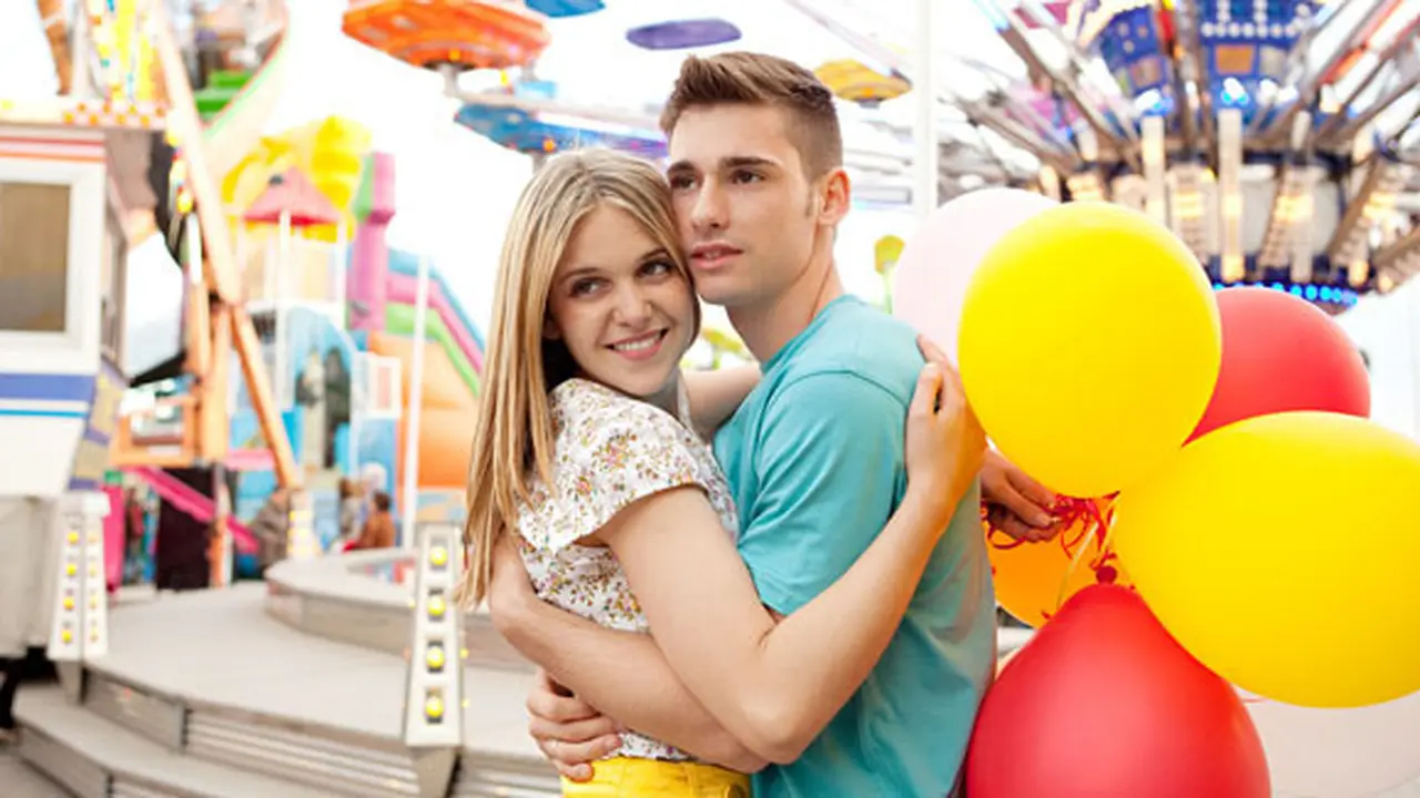 (c) shutterstock