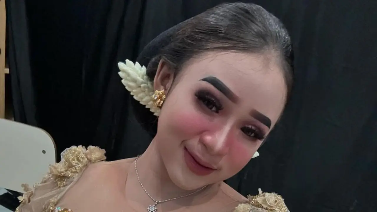 credit: https://www.instagram.com/niken_salindry_reall/