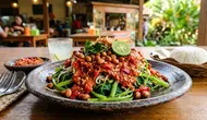 Resep Plecing Kangkung Lombok yang Pedas dan Segar