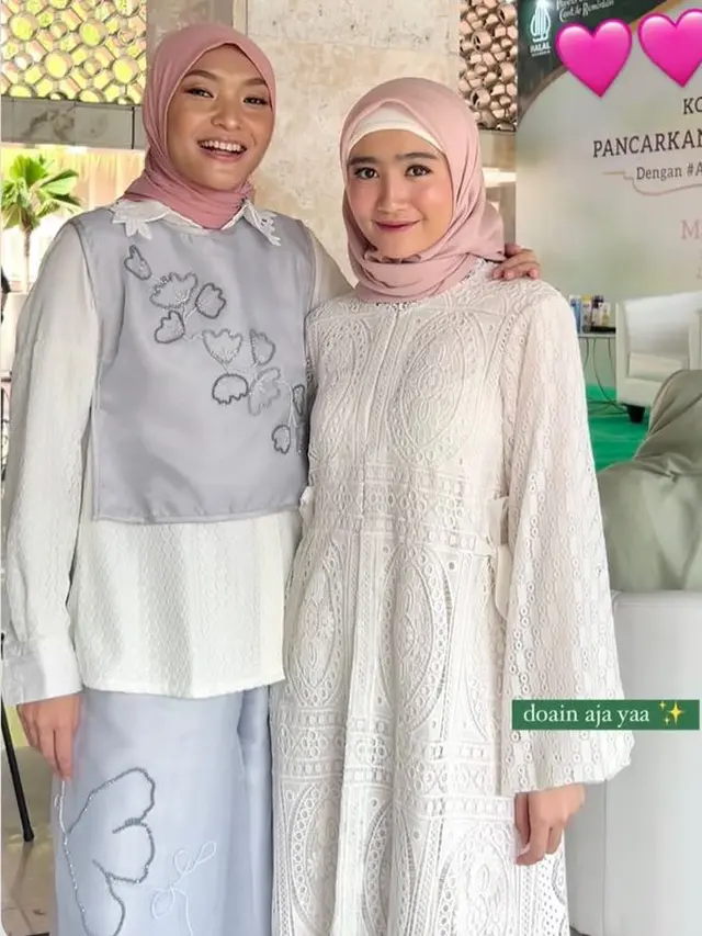 Gaya Febby Rastanty Kenakan Dress Panjang Lace. [@febbyrasranty]