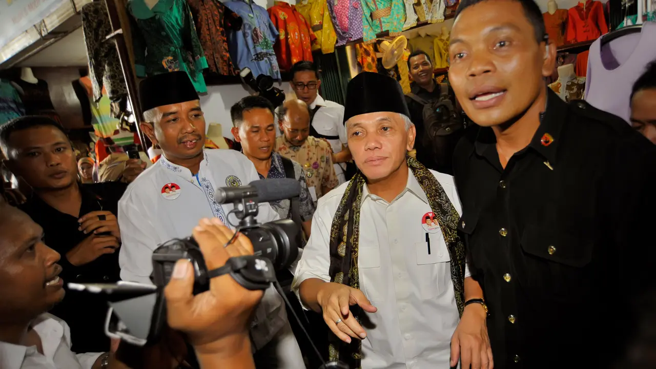 Hatta-lip-siang-140613