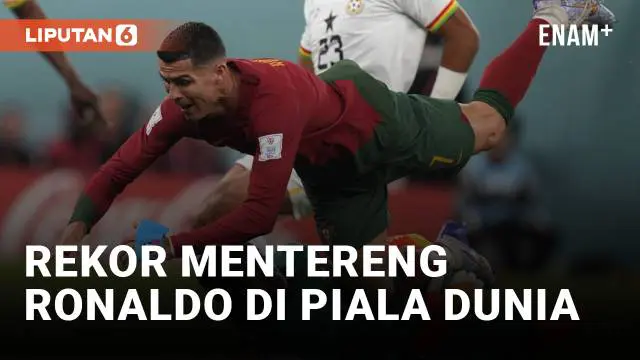 Cristiano Ronaldo kembali ciptakan rekor dalam karirnya. Kali ini, CR7 mengukir prestasi usai berhasil sumbang gol saat timnas Portugal lawan Ghana di ajang Piala Dunia 2022.