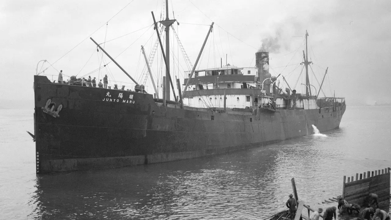 Bahtera milik Kekaisaran Jepang Junyo Maru dijuluki 'kapal neraka'. Ia tamat di Laut Indonesia pada 18 September 1944