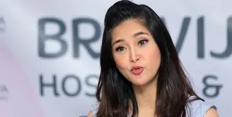 Setiap wanita yang baru melahirkan akan dihantui dengan berat badan yang naik. Namun sepertinya ketakutan itu tak berlaku untuk Eva Anindita. (Deki Prayoga/Bintang.com)