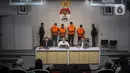 Penahanan tersangka terkait dugaan suap penghentian proses penyelidikan kasus korupsi proyek pengadaan peningkatan produksi dan nilai tambah Holtikultura di Bondowoso. (Liputan6.com/Angga Yuniar)