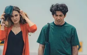 Sinopsis Film Mendarat Darurat di Vidio: Dibintangi Luna Maya dan Marissa Anita