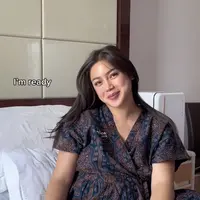 Jessica Iskandar Bagikan Tutorial Makeup Singkat Agar Fresh Setelah Persalinan. [@inijedar]