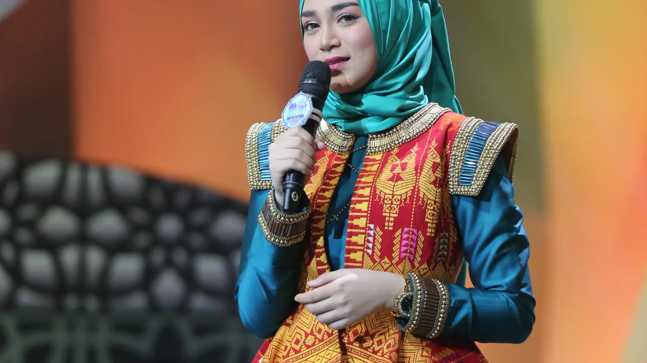 [Bintang] Uyaina Arshad