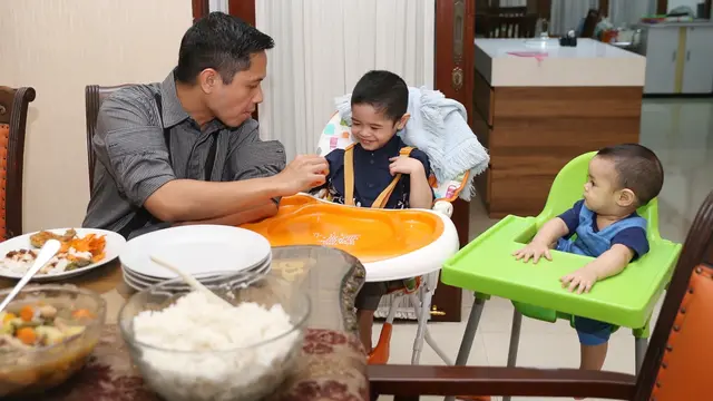 [Bintang] Dude Harlino